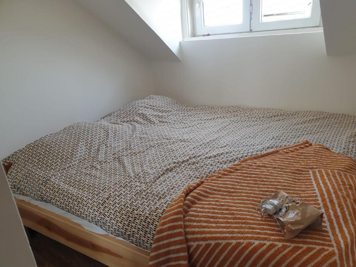 Music Apartment Benedikta 萨格勒布 外观 照片