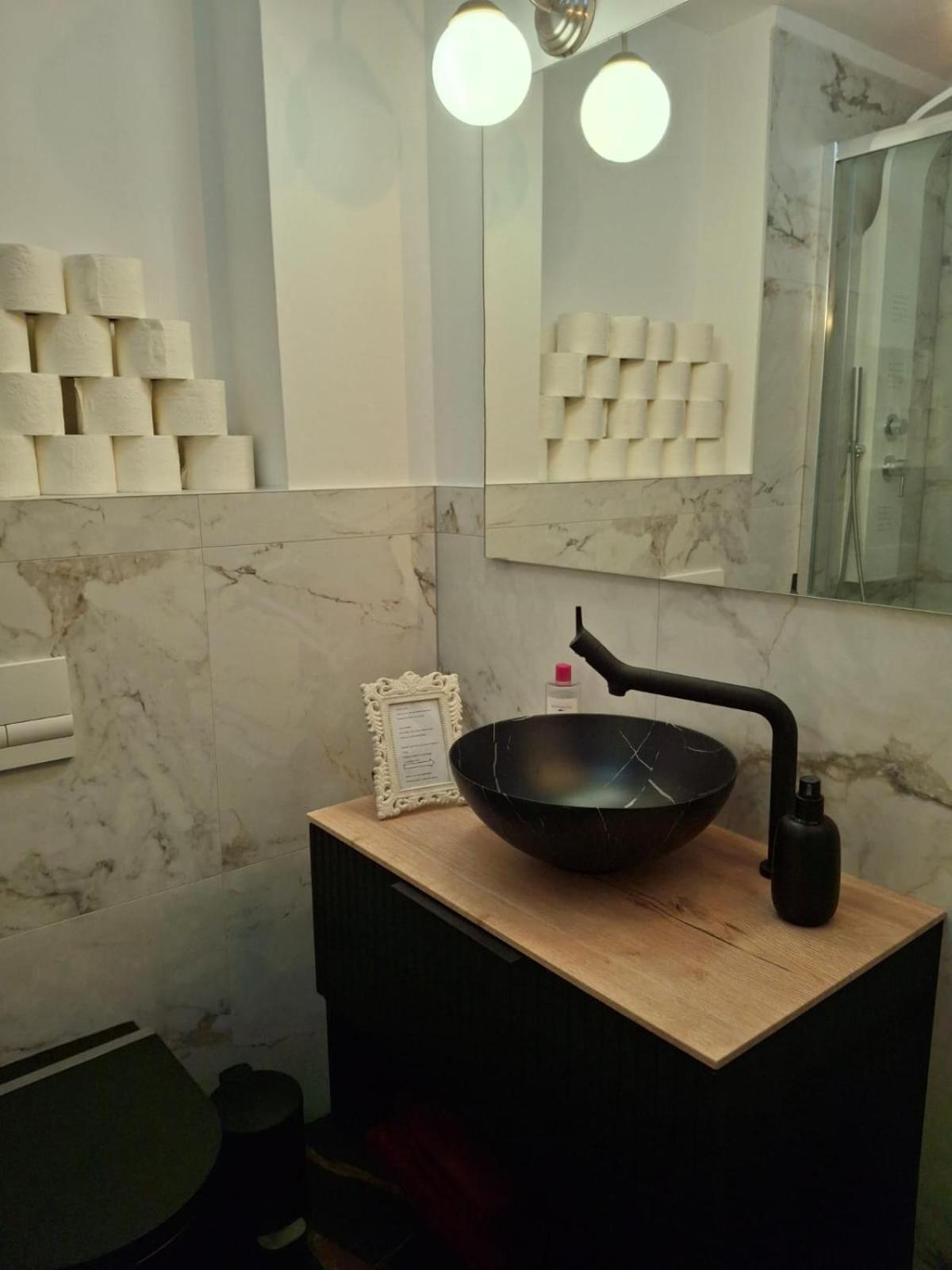 Music Apartment Benedikta 萨格勒布 外观 照片